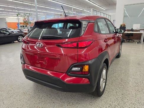 Used 2019 Hyundai Kona SE w/ Cargo Package FWD image 4