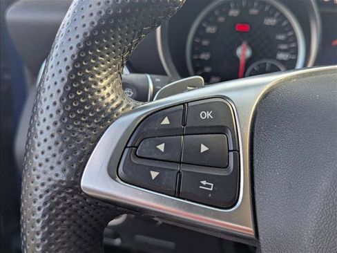 Used 2019 Mercedes-Benz SLC 300 image 12