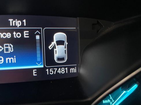 Used 2014 Ford Escape Titanium w/ Equipment Group 401A image 9