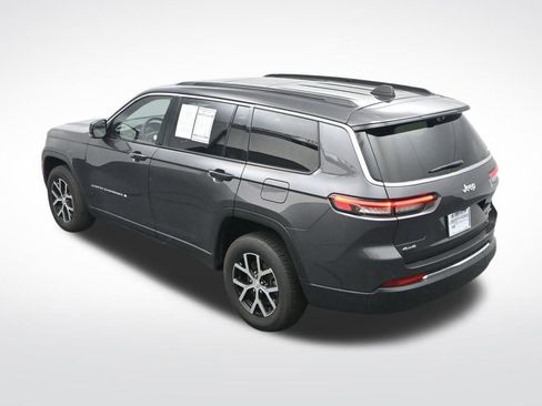 Used 2024 Jeep Grand Cherokee L Limited w/ Luxury Tech Group II image 30