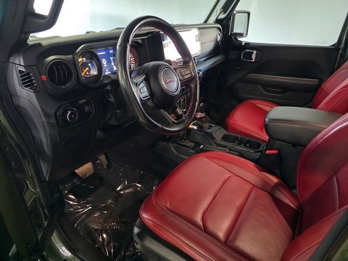 Used 2024 Jeep Wrangler Unlimited Rubicon 392 AWD/4WD image 12