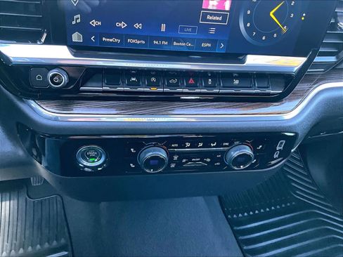 Used 2023 Chevrolet Silverado 1500 LT image 27