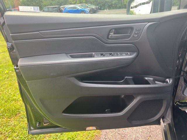 Used 2025 Honda Odyssey EX-L image 9