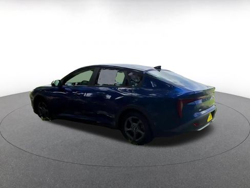 Used 2025 Kia K4 FWD image 9