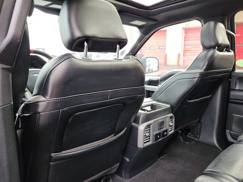 Used 2019 Ford F150 Raptor w/ Equipment Group 802A Luxury image 24