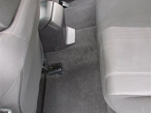 Used 2018 Subaru Impreza 2.0i Premium image 12