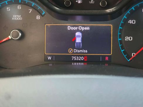 Used 2020 Chevrolet Colorado LT w/ Safety Package image 16