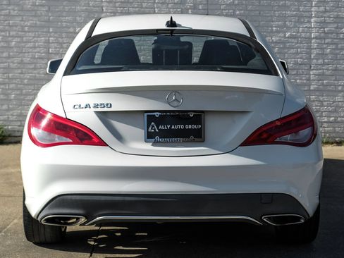 Used 2018 Mercedes-Benz CLA 250 image 8