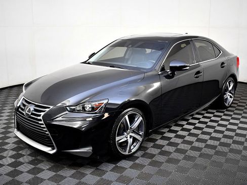 Used 2017 Lexus IS 300 AWD image 2