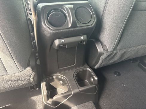 New 2026 Jeep Wrangler Unlimited Sport image 28