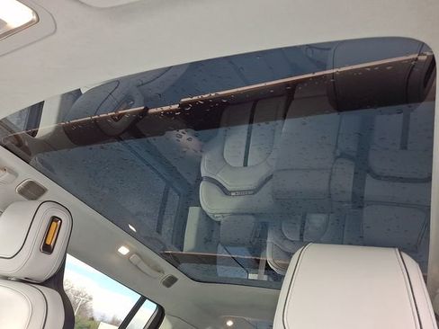 Used 2024 Rivian R1S Adventure image 16