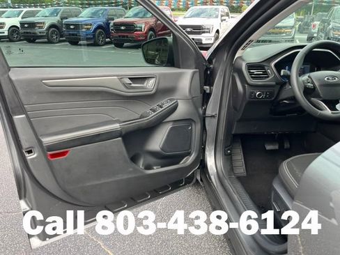 Used 2024 Ford Escape Active FWD image 4
