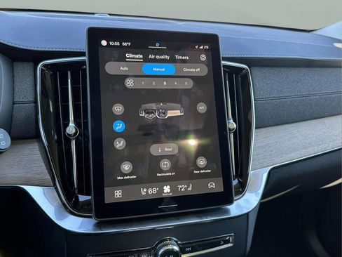 New 2025 Volvo XC90 T8 Plus w/ Protection Package Premier image 5