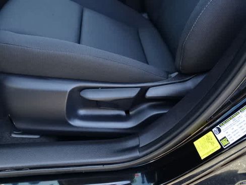 Used 2026 Toyota Corolla LE w/ Carpet Mat Package (TMS) FWD image 17