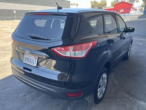 Used 2015 Ford Escape S FWD image 5