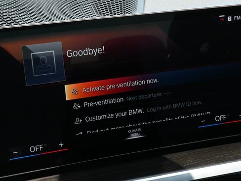 Used 2024 BMW 330i Sedan w/ M Sport Package RWD image 23