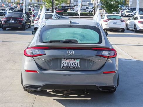Used 2025 Honda Civic Sport image 6