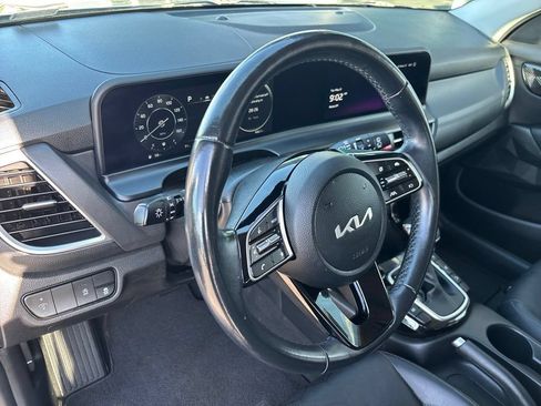 Certified 2024 Kia Seltos EX AWD/4WD image 8