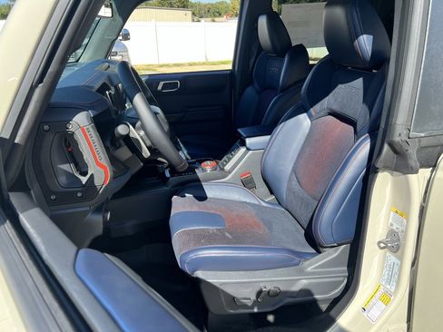 New 2025 Ford Bronco Raptor image 12