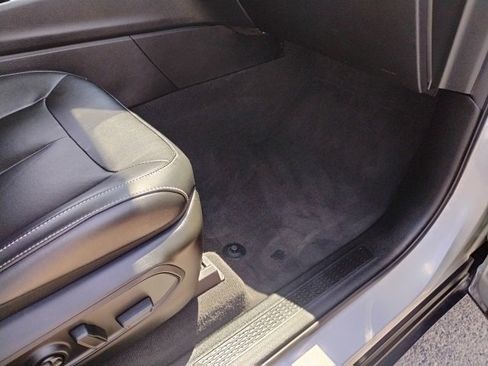 Used 2022 Jeep Grand Cherokee Limited image 15