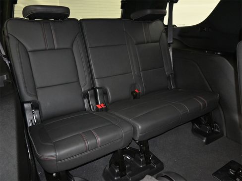 Used 2024 Chevrolet Tahoe RST w/ Luxury Package image 16