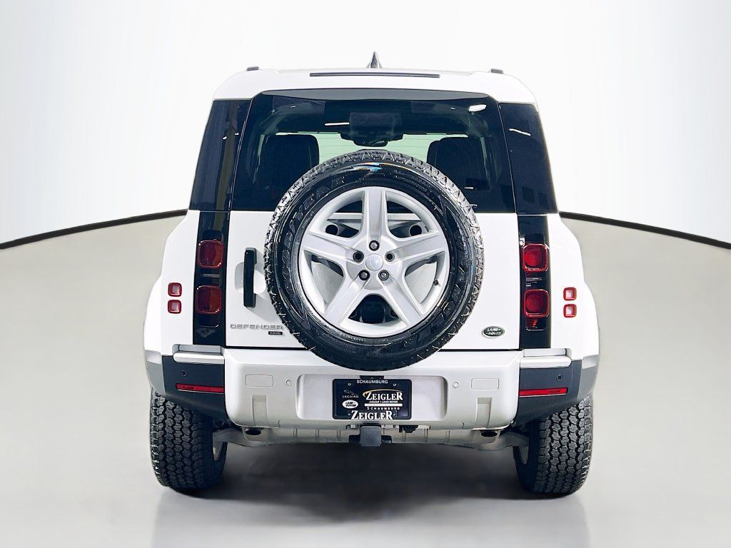 Used 2023 Land Rover Defender 110 SE AWD/4WD image 6