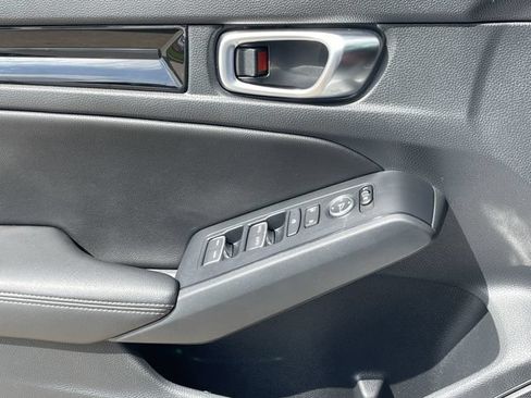 Used 2024 Honda Civic EX-L image 20