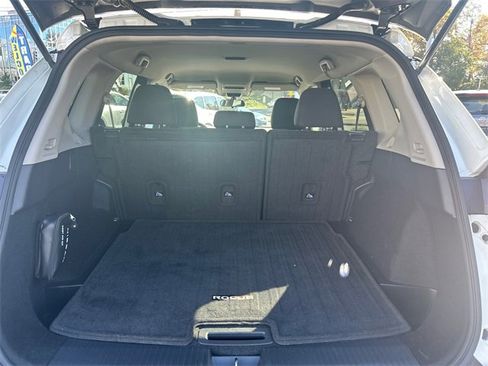 Certified 2023 Nissan Rogue S image 24