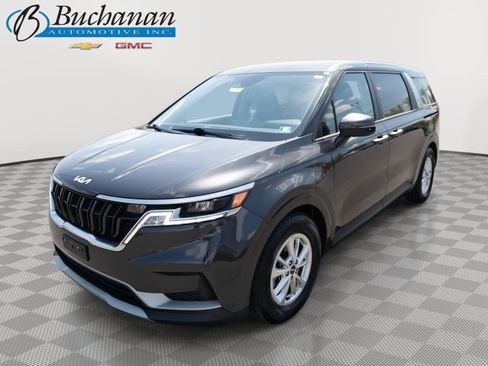 Used 2022 Kia Carnival LX image 1