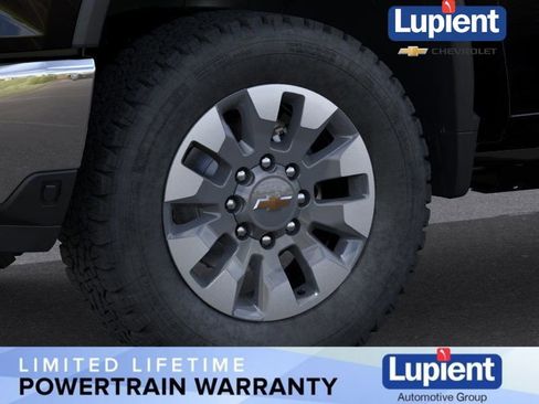 New 2026 Chevrolet Silverado 3500 LT image 10