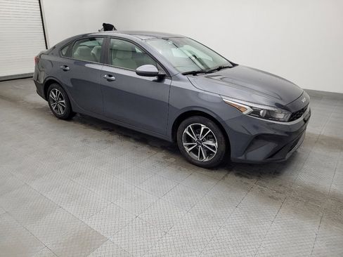 Used 2023 Kia Forte LXS image 11