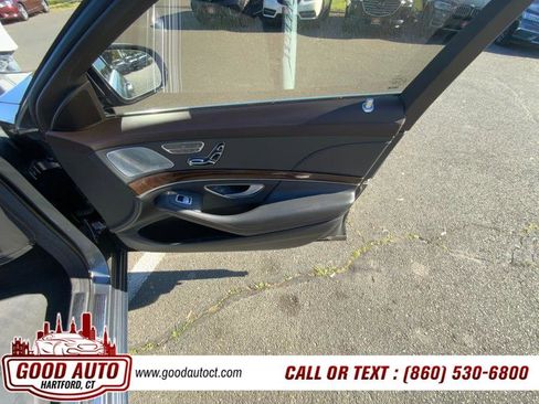 Used 2018 Mercedes-Benz S 560 4MATIC Sedan image 14