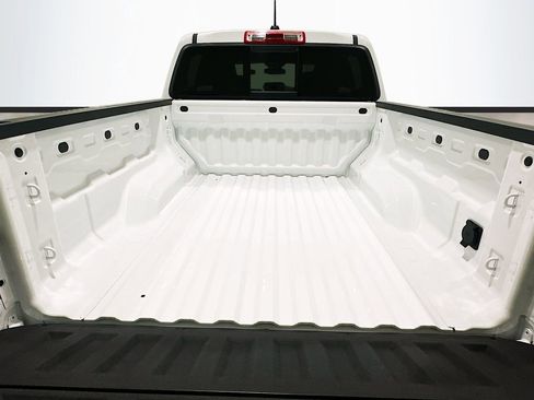 Used 2025 GMC Canyon Elevation w/ Convenience Package RWD image 26