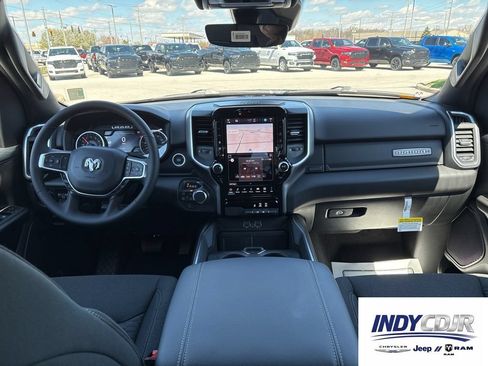 New 2026 RAM 1500 Big Horn AWD/4WD image 10