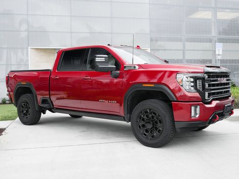 Used 2021 GMC Sierra 2500 AT4 w/ AT4 Premium Plus Package AWD/4WD image 4