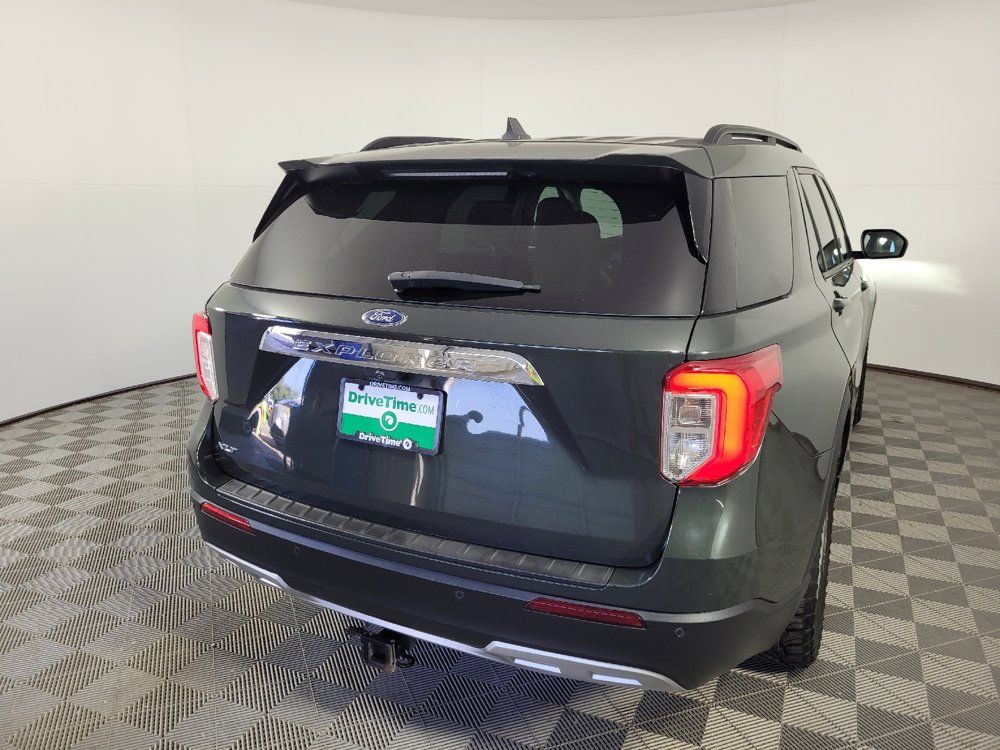 Used 2022 Ford Explorer XLT w/ Equipment Group 202A RWD image 9