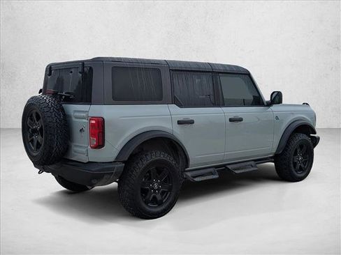 Used 2024 Ford Bronco Black Diamond image 5