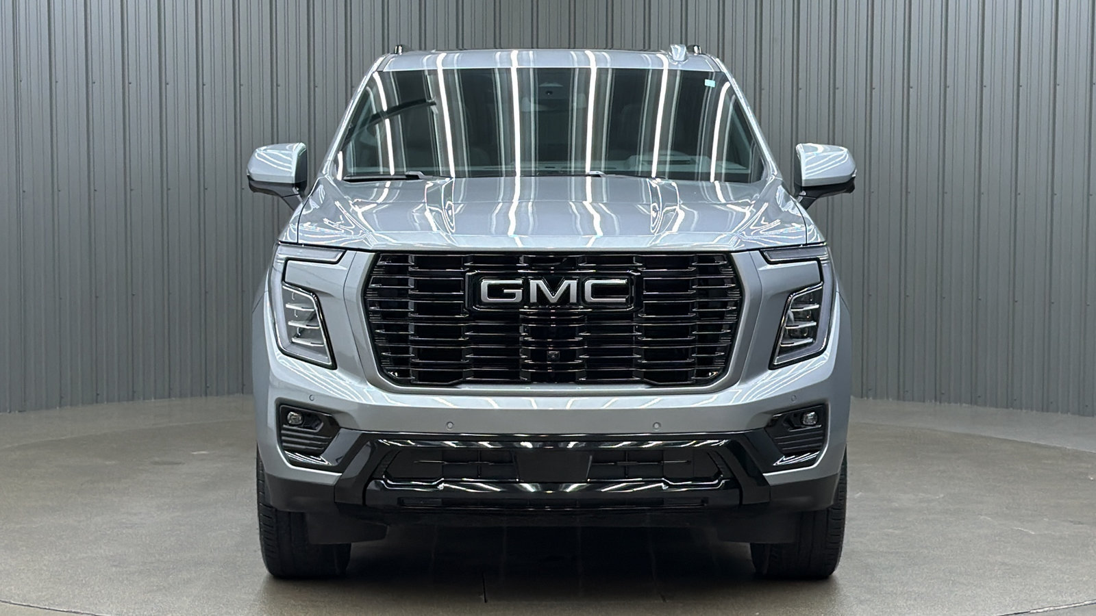 Used 2026 GMC Yukon XL Denali w/ Sun & Power Step Package AWD/4WD image 8