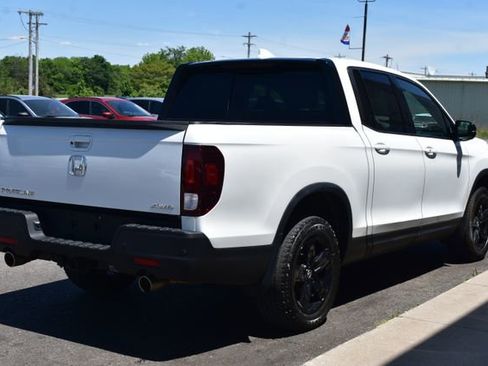 Used 2023 Honda Ridgeline Black Edition image 11
