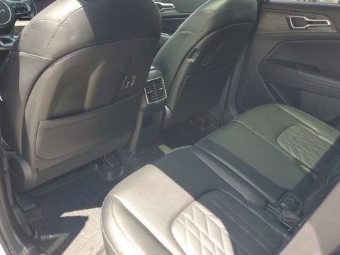 Certified 2023 Kia Sportage X-Pro Prestige AWD/4WD image 9