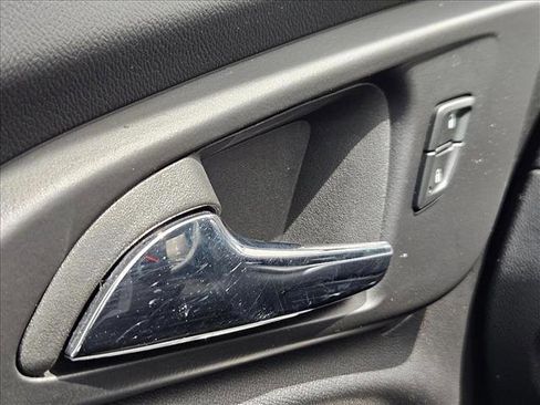 Used 2025 Chevrolet Malibu LT image 16