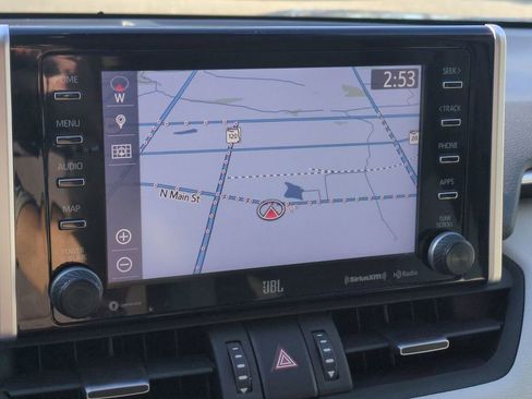 Used 2019 Toyota RAV4 Limited image 22