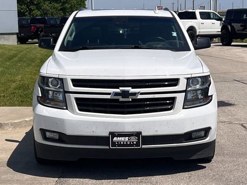 Used 2018 Chevrolet Suburban Premier AWD/4WD image 8