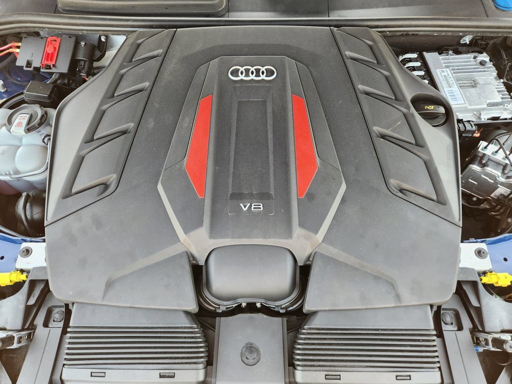 Used 2025 Audi SQ7 Premium Plus w/ Executive Package AWD/4WD image 30