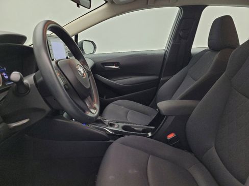 Used 2021 Toyota Corolla LE image 17