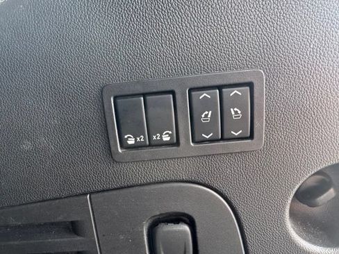 Used 2016 GMC Yukon SLT AWD/4WD image 14