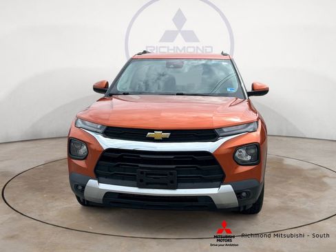 Used 2022 Chevrolet TrailBlazer LT w/ Convenience Package AWD/4WD image 8