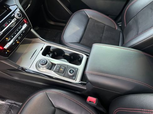 Used 2023 Ford Explorer ST-Line image 20