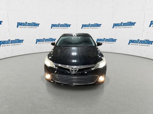 Used 2013 Toyota Avalon Limited w/ Technology Pkg image 4