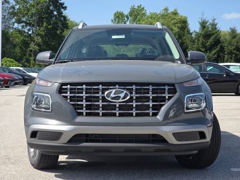 New 2026 Hyundai Venue SEL FWD image 11